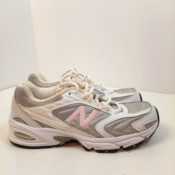 New Balance Womens 8 Running Shoes 